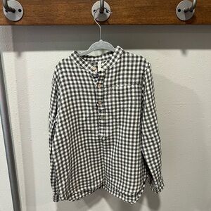 Rylee + Cru boys checkered button up Size 6-7